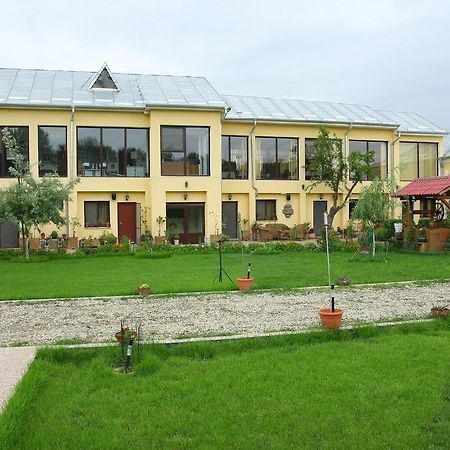 Villa Giulia Islaz Exterior foto